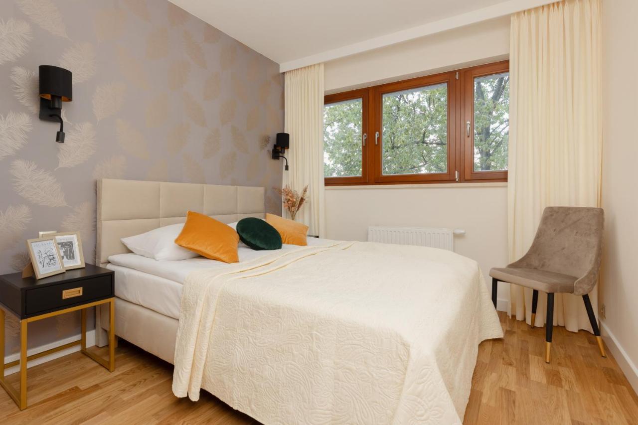 Lägenhet Deluxe Wronia 45 With Ac, Parking & Balcony By Renters Prestige Warszawa
